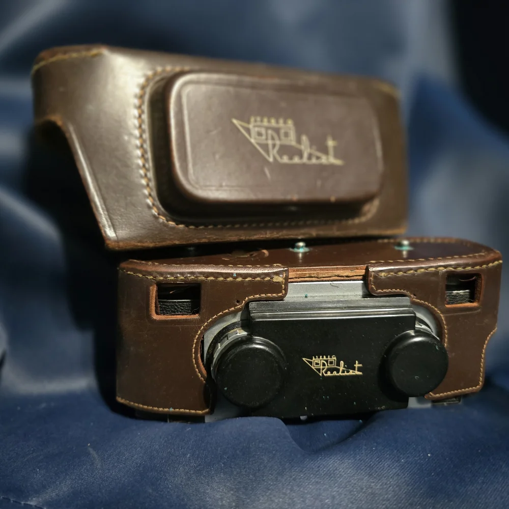 Vintage Stereo Camera in Black